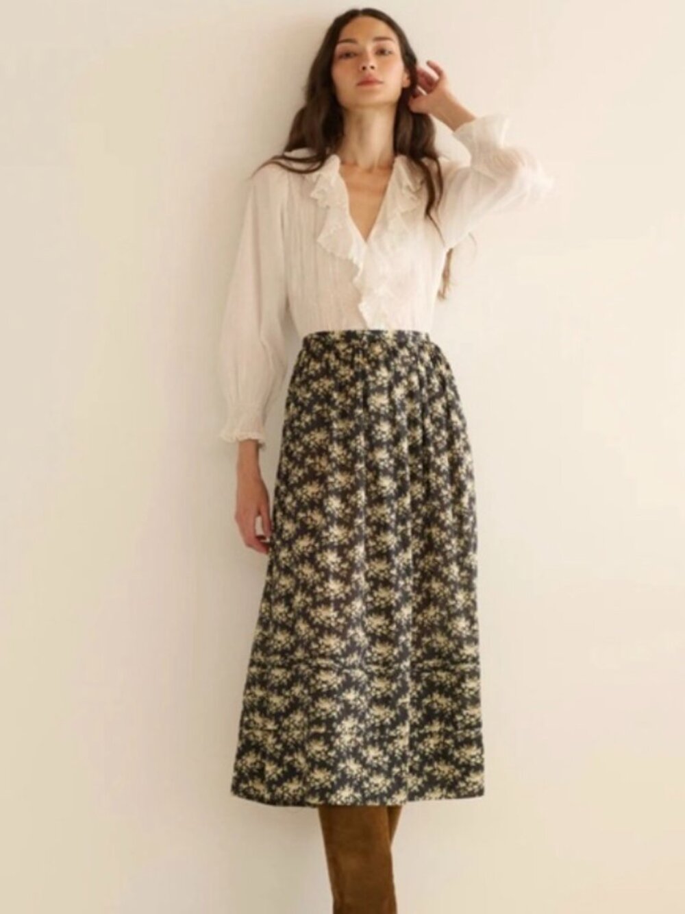 Dôen MARCIE SKIRT IN NOIR ROSIER FLORAL. Small.